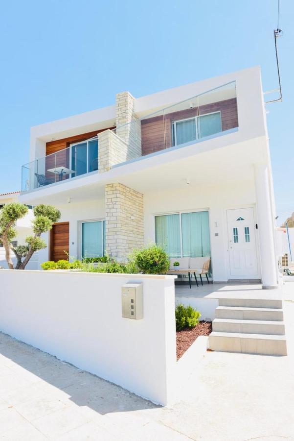 Melanos Residence 2 Bdrm Townhouse With Private Pool Klorakas المظهر الخارجي الصورة