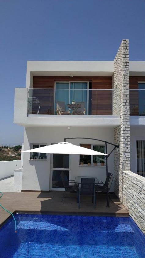 Melanos Residence 2 Bdrm Townhouse With Private Pool Klorakas المظهر الخارجي الصورة