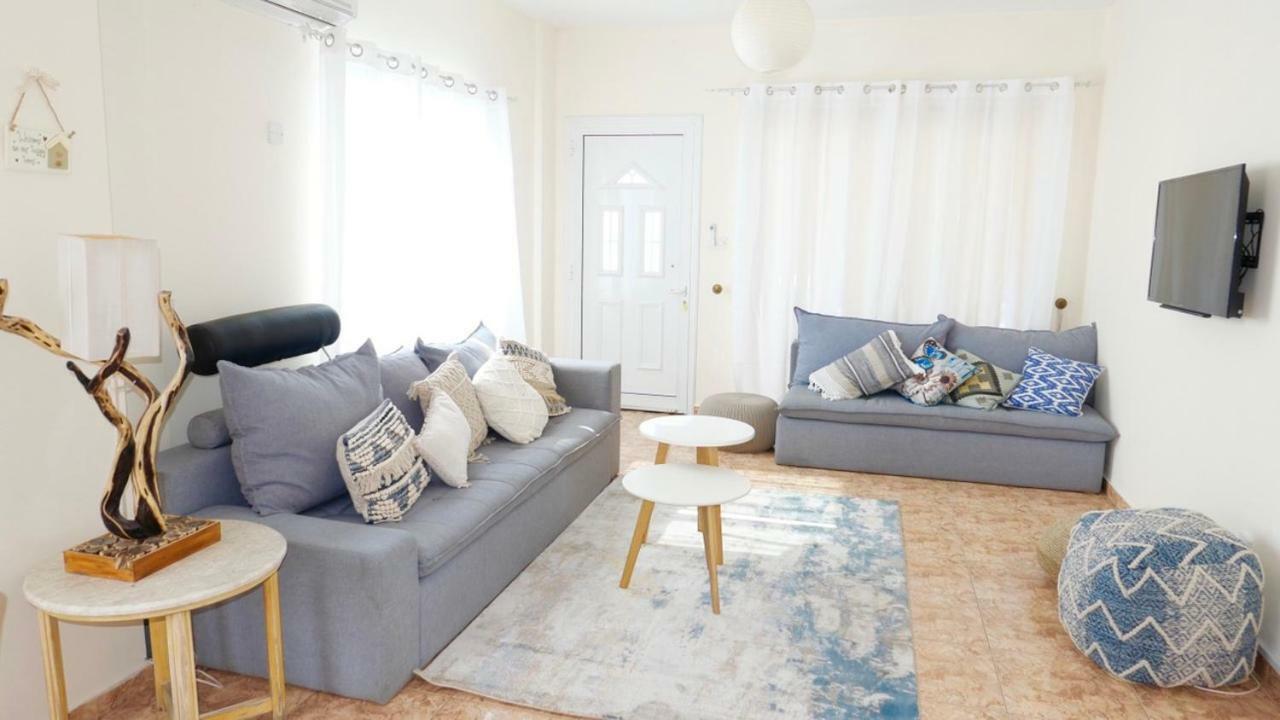 Melanos Residence 2 Bdrm Townhouse With Private Pool Klorakas المظهر الخارجي الصورة