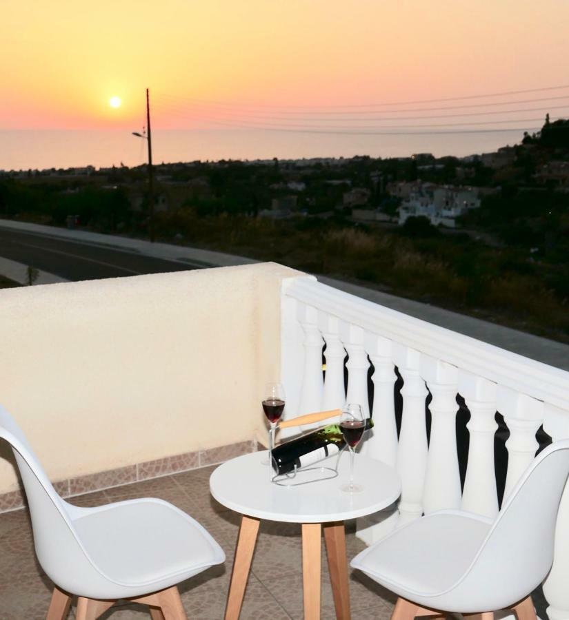Melanos Residence 2 Bdrm Townhouse With Private Pool Klorakas المظهر الخارجي الصورة